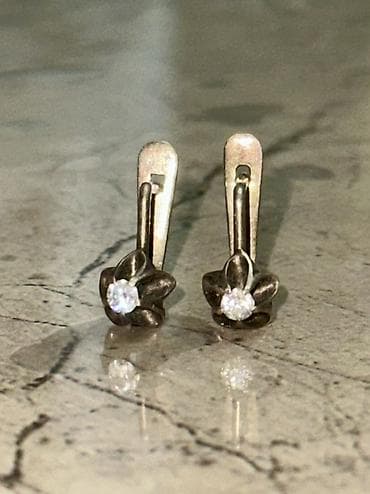 серёжки клипсы: Серьги-клипсы из серебра с камнями - Материал: серебро (визуально — 1