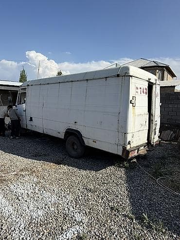 гур е34: Будка Mercedes-Benz — 2