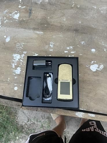 боз белер: Nokia 8800 Sirocco (золотой цвет) — раскладной премиальный — 4