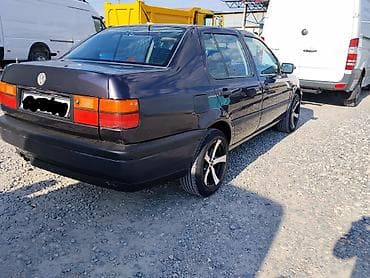 зеркало на стрим: Volkswagen Vento: 1993 г., 1.8 л, Механика, Бензин, Седан — 4