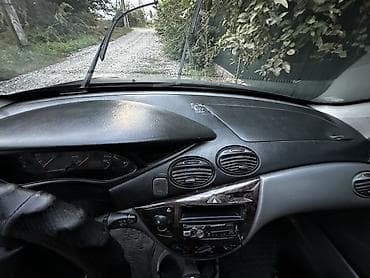 киргизия рынок авто: Ford Focus: 2003 г., 2 л, Механика, Бензин, Хэтчбэк — 6