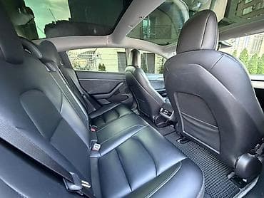 wuling mini ev: Tesla Model 3: 2023 г., 0.1 л, Автомат, Электромобиль, Седан — 5