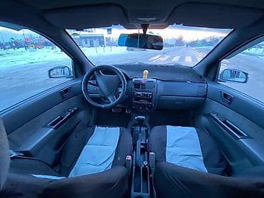 гетз: Hyundai Getz: 2002 г., 1.4 л, Бензин, Хэтчбэк — 5
