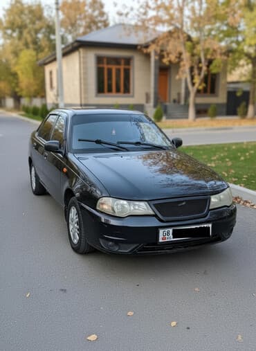 Daewoo Nexia: 2009 г., 1.6 л, Механика, Бензиновая, Седан