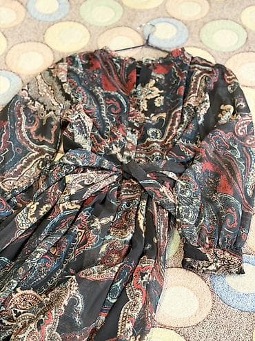 тренчи: Все вещи в отличном состоянии! Размеры везде xs/s Цены указаны на — 4