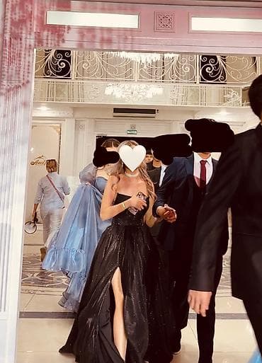 Личные вещи: Платье на выпускной с глиттером. Шила на заказ, надевала один раз — 2
