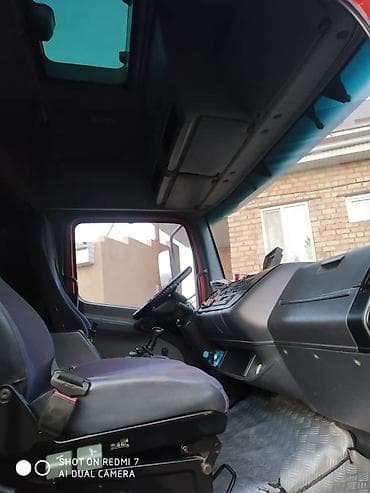 кабина гигант: Кабина Mercedes-Benz Б/у, Оригинал — 1