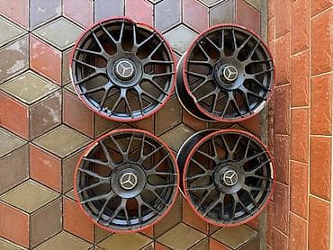 66: Литые Диски R 18 AMG, Комплект, отверстий - 4, Б/у — 9