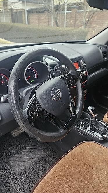 скутер с кабиной: Ssangyong Tivoli: 2019 г., 1.6 л, Автомат, Дизель, Кроссовер — 9