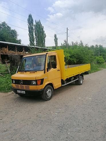 Грузовик, Mercedes-Benz, Стандарт, 3 т, Б/у