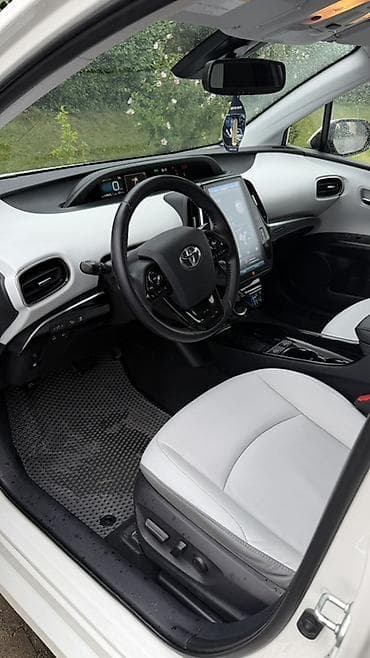 Toyota Prius: 2020 г., 1.8 л, Вариатор, Гибрид, Хэтчбэк — 5