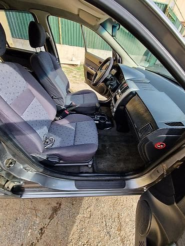 купить hyundai getz: Hyundai Getz: 2004 г., 1.6 л, Автомат, Бензин, Хэтчбэк — 9