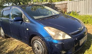 Toyota WISH: 2004 г., 1.8 л, Автомат, Бензин, Вэн/Минивэн — 1