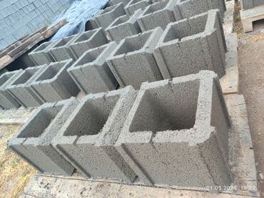 таз строительный: Пескоблок 15 размер,тумба откозный 25*25 размер — 4