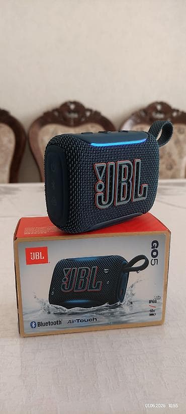 microlab solo: Портативная Bluetooth‑колонка Sony SRS‑XB10 0(оранжевый) помещается — 1