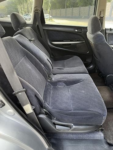 стрим срочно: Honda Stream: 2002 г., 2 л, Автомат, Бензин, Минивэн — 6