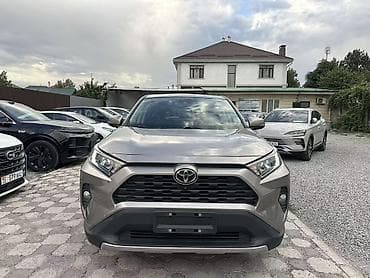 range rower: Toyota RAV4: 2022 г., 2 л, Автомат, Бензин, Кроссовер — 1