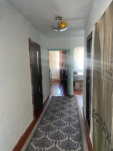 Квартиры: 2 комнаты, 54 м², 1 этаж, Требуется ремонт — 3