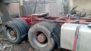 грузовой фуры: Кабина DAF — 4