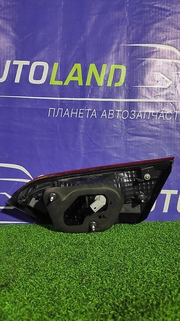logitech c525: Задний правый стоп-сигнал Toyota 2017 г., Б/у, Оригинал, Япония — 2