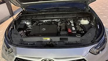byd e2 2022: Toyota Highlander: 2022 г., 3.5 л — 9