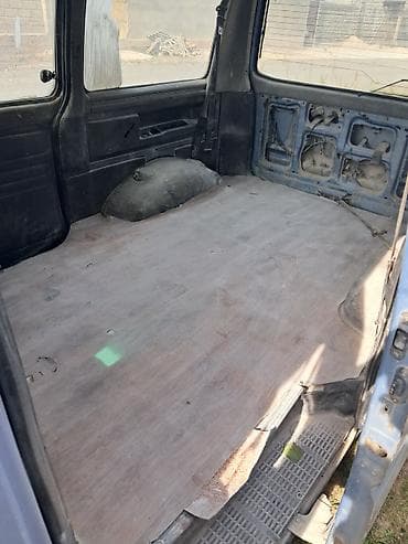 продаю паджеро: Mitsubishi L300: 1992 г., Механика, Бензин, Бус — 6