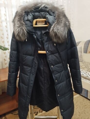 купить женский пуховик большого размера: Пуховик женскийновыйразмер 50-52,воротник чернобурка.Цена 4500 сом — 2