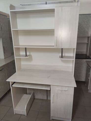 сколько стоит стол для компьютера: Ученический стол НОВЫЕ!!! Российский ламинат В наличии есть расцветки — 6