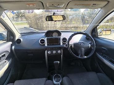 тайрта ист: Toyota Ist: 2003 г., 1.3 л, Автомат, Бензин, Хэтчбэк — 7