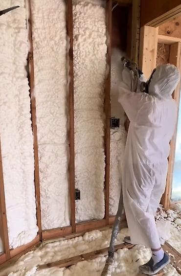 Услуги по строительству и ремонту: Утепление потолоков, Утепление крыши | Утепление бани, Утепление завода, Утепление дома Penoplex, Пенополистирол, Пенопласт Больше 6 лет опыта — 6