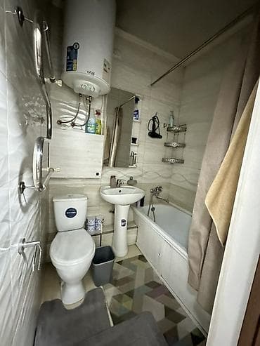 квартиры 12мкр: 1 комната, 48 м², Элитка, 4 этаж, Косметический ремонт — 6