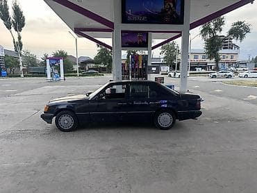 Mercedes-Benz E-Class: 1991 г., 2.3 л, Механика, Бензин, Седан