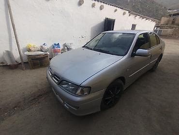 Унаа сатуу: Nissan Primera: 1998 г., 2 л, Кол менен иштөөчү, Седан — 5