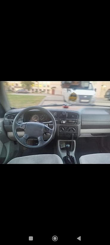 bmw e46: Volkswagen Vento: 1993 г., Механика, Седан — 3