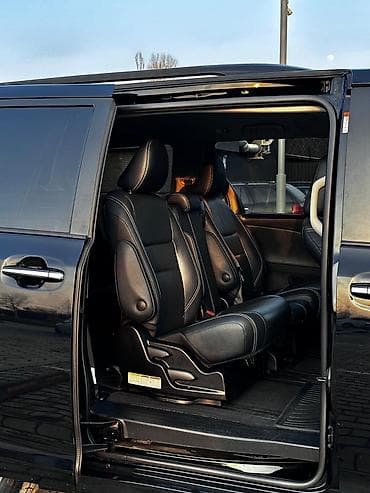 minivan: Минивэн, Пункт назначения: Алматы, Количество мест: 7, Лицензия №: 1 — 5