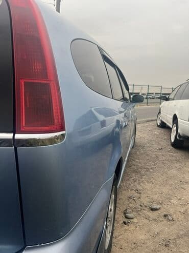 багаж на хонда стрим: Honda Stream: 2003 г., 1.7 л, Автомат, Бензиновая, Минивэн — 6