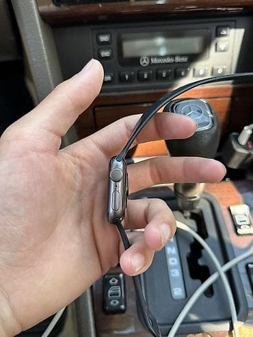 apple watch se 1: Смарт‑часы Apple Watch (серия с квадратным корпусом 40 мм), цвет Space — 4