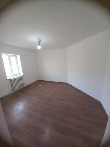 рабочим городок сдаю дом: Кара-Жыгач ж/м по ул.Бакай Сдается 2комн. кв в частном секторе Без — 3