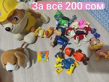 Игрушки для мальчиков. В профиле много детских вещей
