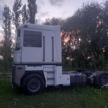 Тягач, Renault, Без прицепа