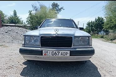 Mercedes-Benz W124: 1991 г., 2.3 л, Механика, Бензин, Универсал — 10