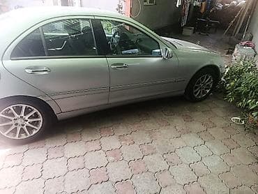 капот е124: Mercedes-Benz C-Class: 2003 г., 1.8 л, Автомат, Бензин, Седан — 6