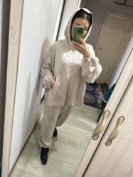 женские брючные костюмы больших размеров: Практичная двойка на каждый день — 8