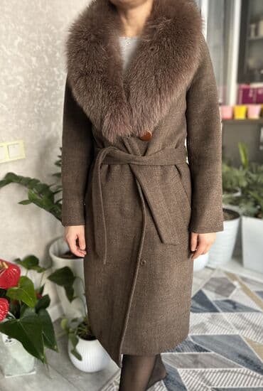 турецкая обувь из натуральной кожи: Пальто в хорошем состоянии,мех натуральный(снимается)размер 40/42 рост — 1