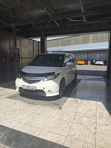 Продажа авто: Honda Elysion: 2005 г., 3 л, Автомат, Бензин, Минивэн — 5