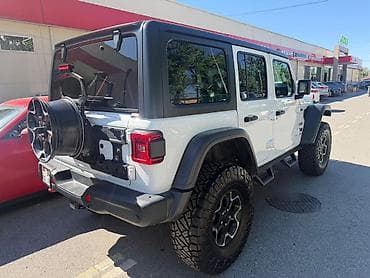 жыпы: Jeep Wrangler: 2020 г., 2 л, Автомат, Бензин, Внедорожник — 2
