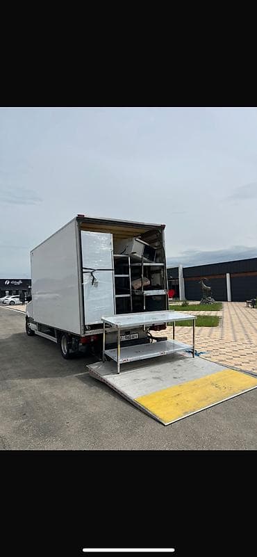 Заказать Мерседес грузовой спринтер, Перевозка мебели, С прицепом