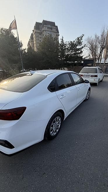 Транспорт: Kia K3: 2020 г., 1.6 л, Автомат, Бензин, Седан — 4