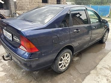 авто мотор: Ford Focus: 2002 г., 1.6 л, Механика, Бензин, Седан — 7
