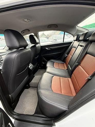 weltmeister ex6 plus: Geely Emgrand EC7: 2021 г., 2.5 л, Вариатор, Электромобиль, Седан — 10